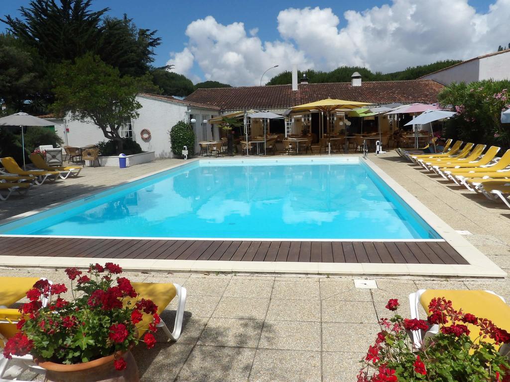 Hotel Les Gollandieres Ле-Буа-Плаж-ан-Ре Экстерьер фото