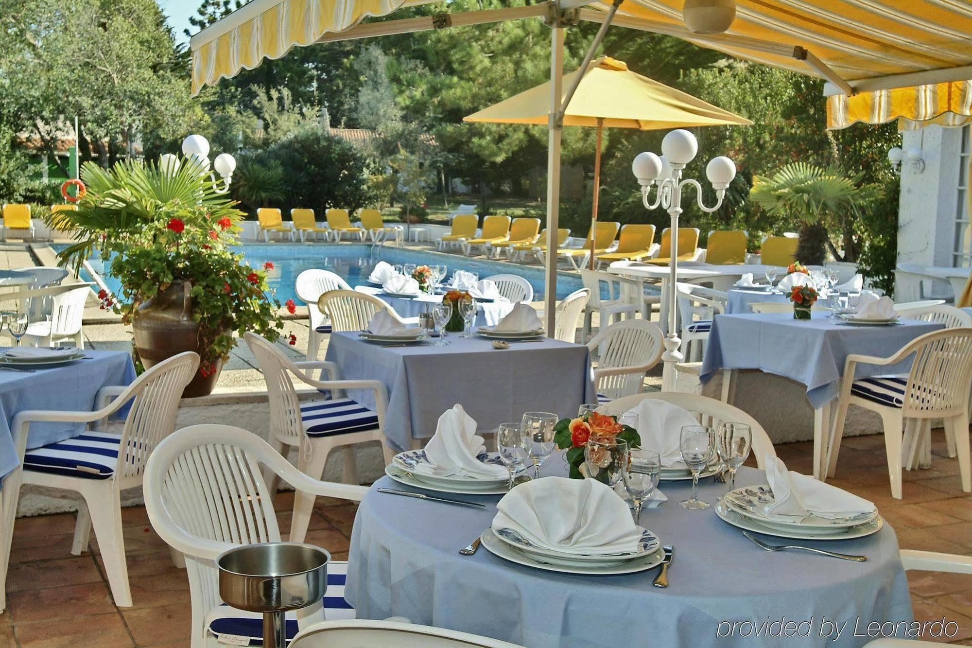 Hotel Les Gollandieres Ле-Буа-Плаж-ан-Ре Ресторан фото
