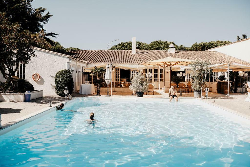Hotel Les Gollandieres Ле-Буа-Плаж-ан-Ре Экстерьер фото